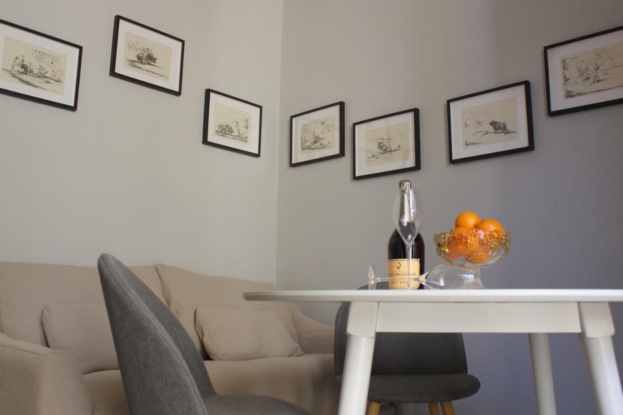 Apartamentos Reyes Catolicos 14 Sevilla Exterior foto